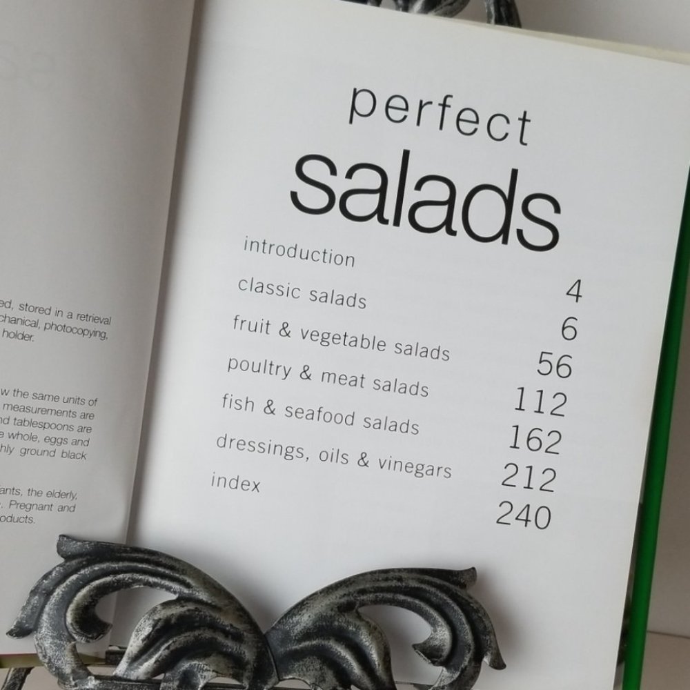 (2) Cooking Books Salads - Chicken / Set of Two. - Picture 3 of 8